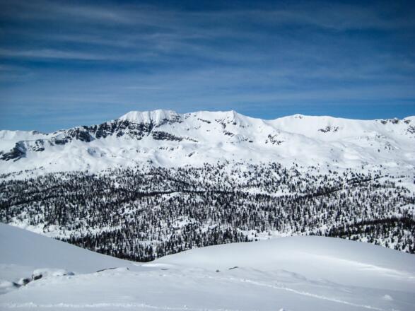Blick auf Mitter- und Hochmölbing im Toten Gebirge