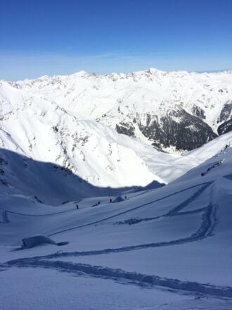 Blick von der Rendelspitze ins Hintere Rendl