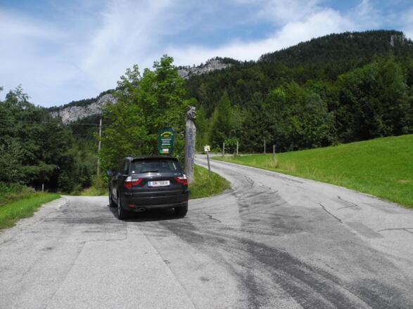 Hier muss man zur Rathlucken Hütte abzweigen.