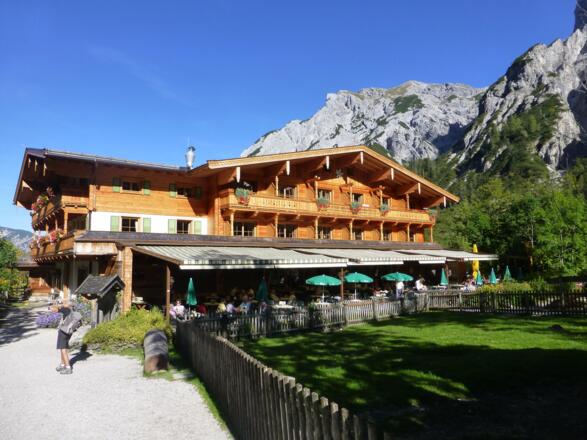 Die Gramaialm - gemütliches, sehr komfortables Quartier