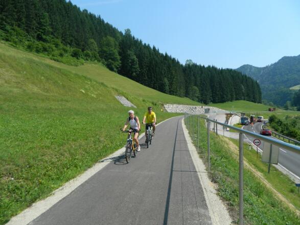 Radweg beim Kraftwerk Opponitz
