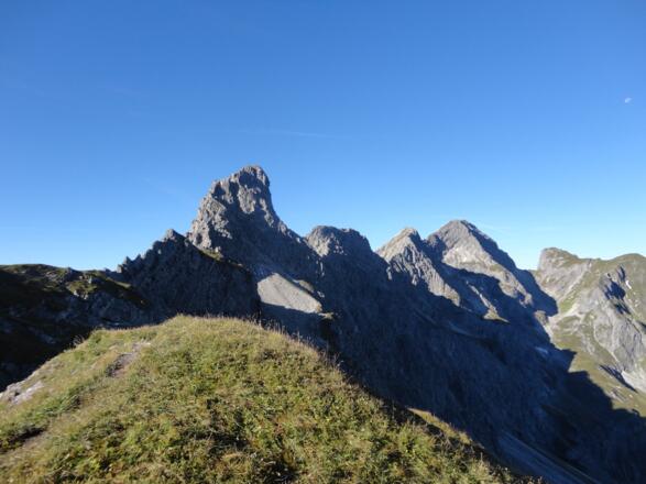 Kilkaschrofen 2262 m und Zitterklapfen 2403 m