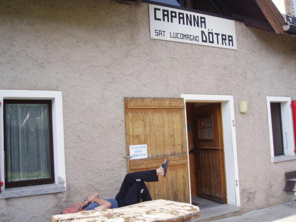 Capanna Alpina di Dötra