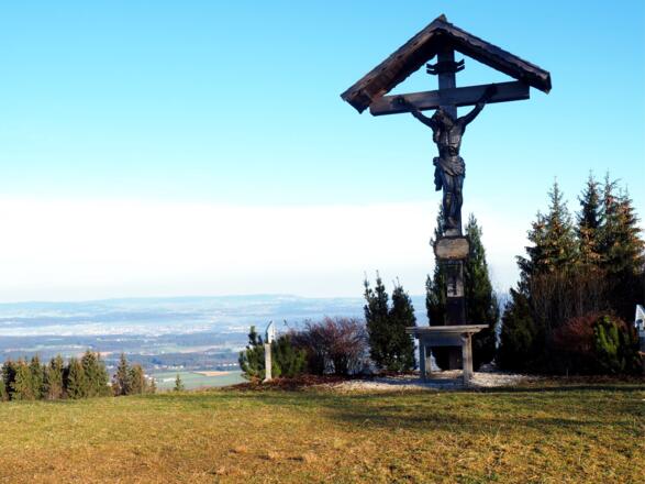 Gedenkkreuz 884m
