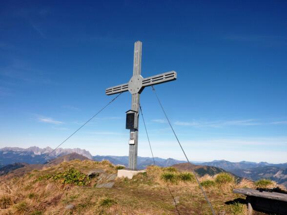 Gebra 2057 m.
