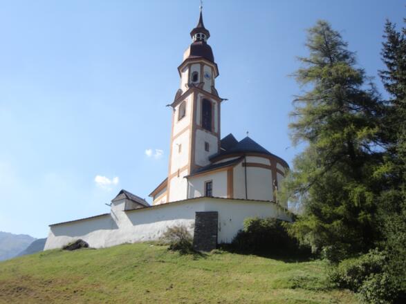 Kirche Obernberg von Südosten