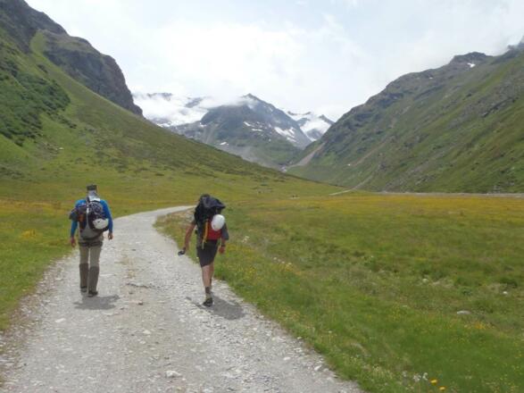 Zustieg zum Taschachhaus - Am Anfang geht es ganz entspannt los