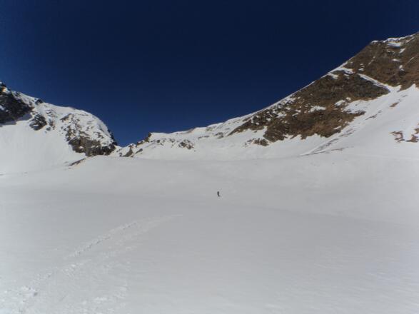 Die Abfahrt ein Traum, rechts der Gipfel des Schafgrübler 2.921 m