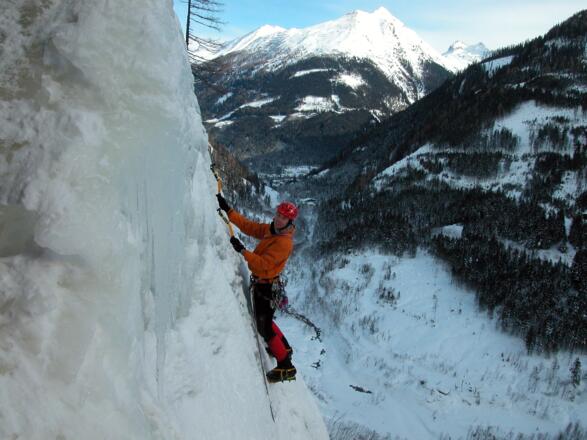 Hoch oben in der dritten Seillänge
