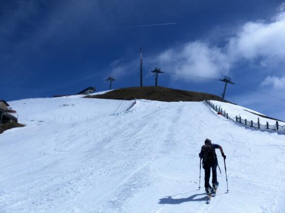 unter der Gipfelkuppe