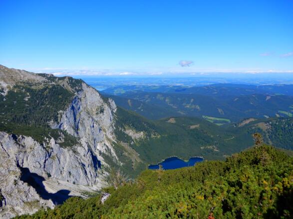 Tiefblick zum Ht. Langbathsee
