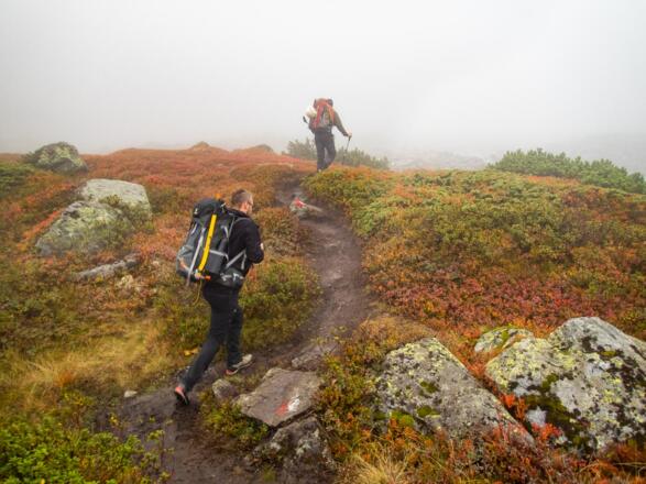 Wir starten an der Sulzenauhütte auf einfachen Wegen, bevor dann die leichten Krakselstellen kommen.