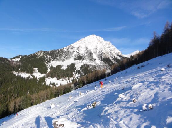 Abfahrt am Wiesenhang direkt hinab zur Bosruckhütte
