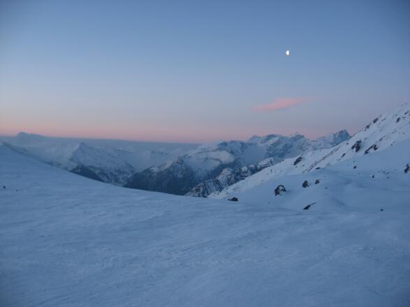Am Kalbenjoch Blick Richtung Süden.