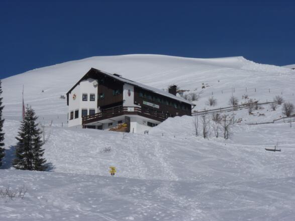 Spitzsteinhaus im Winter