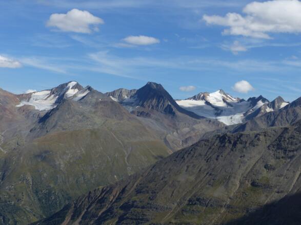 Im Banne des Ramol- und Schalfkogel.