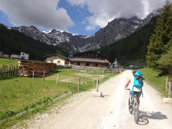 Mit dem Rad zur Schlicker Alm