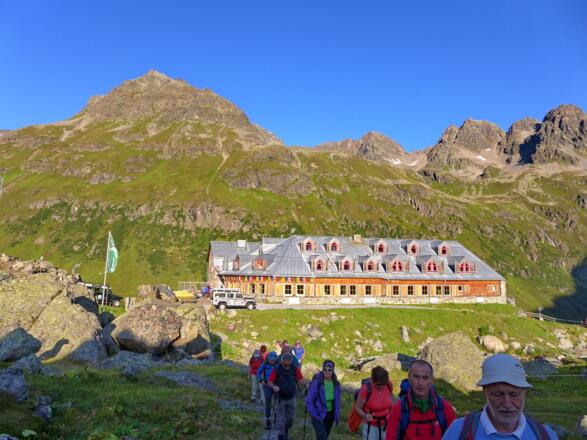 Rückblick auf die Jamtalhütte