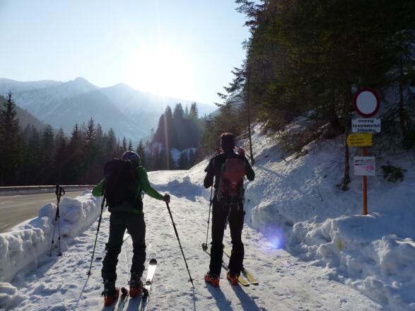 Eingang ins Sommerbergtal direkt bei der Landesstraße L21.