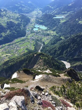 Blick über den Grat auf die Mutt