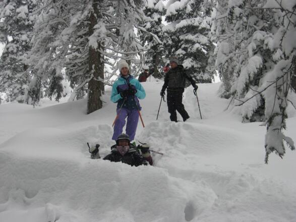 Toller Neuschnee beim Abstieg.
