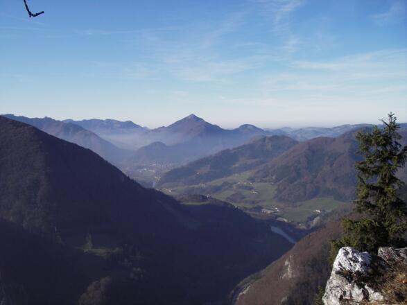 Blick vom Falkenstein nach Großraming und zum Schieferstein