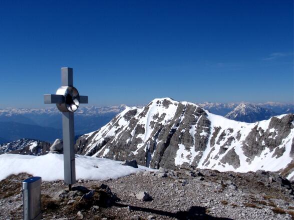 Kaminspitz 2.328m mit Hochmölbing