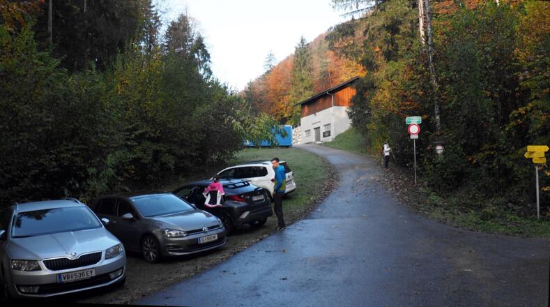 1. Parkplatz ~530m