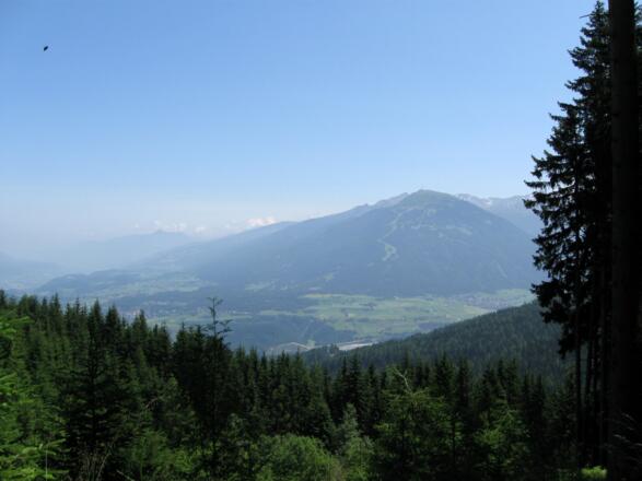 Panorama östliches Mittelgebirge und Inntal