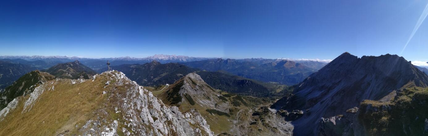 Panoramablick vom Schwarzkopf zur Steinfeldspitze