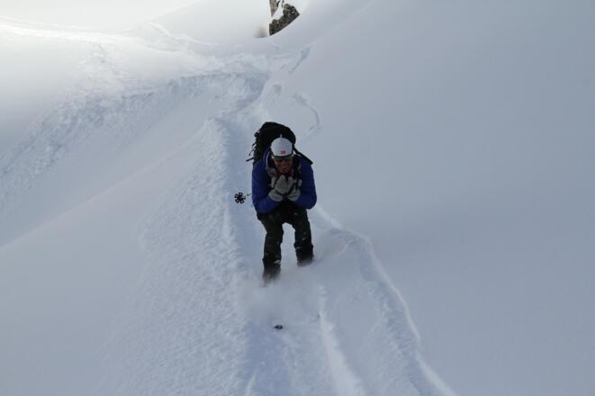 Perfekte Fellabfahrt vom See hinab.
