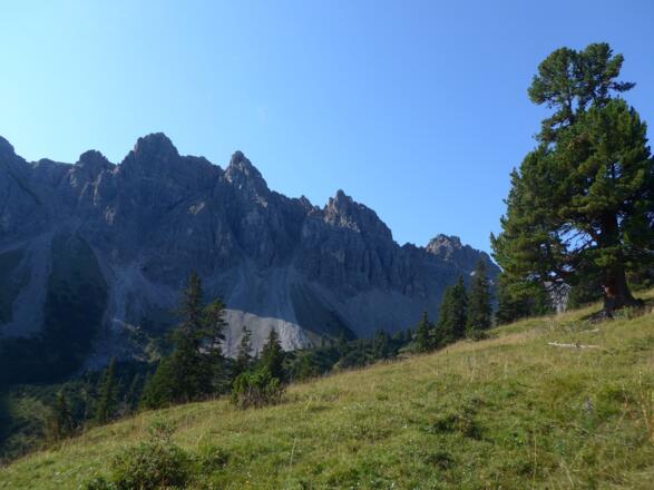 Blick auf die südlich liegenden Krottenköpfe