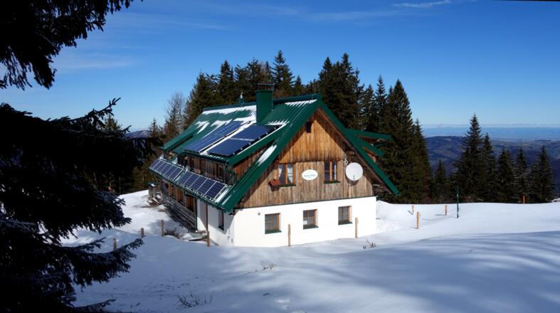 Blick hinab zur Ennserhütte 1293m
