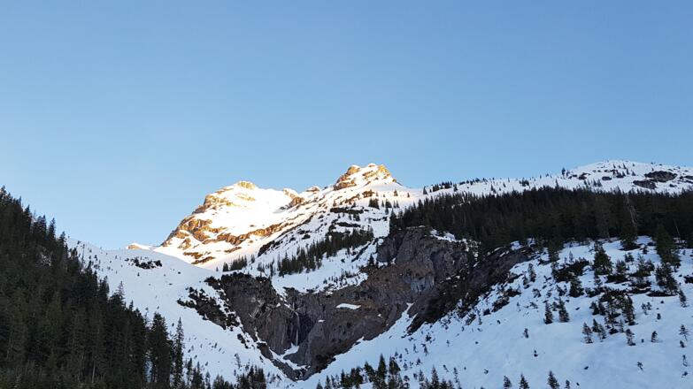 Sonnenaufgang auf der Wasserfallkarspitze