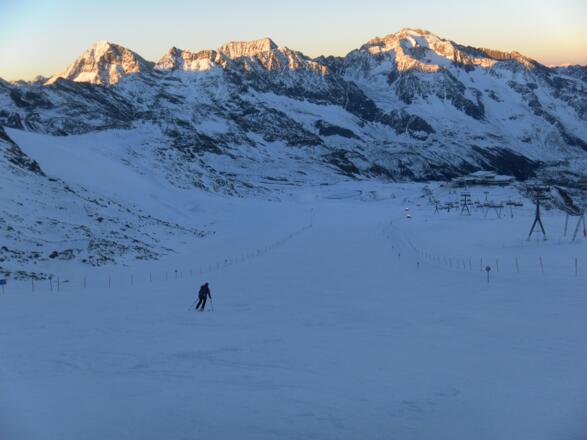 Abfahrt am Stubaier Gletscher