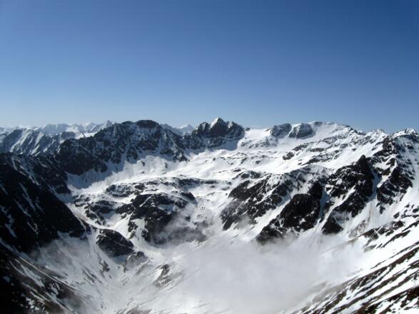 ... hinüber zum Zwieselbacher Roßkogel, Rotgrubenspitze und Haidenspitze