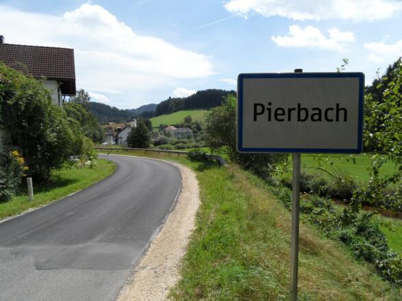 Ortseingang Pierbach