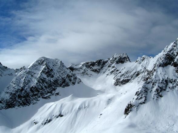 Blick ins Mittertal und das Aufstiegsgelände zur Wechnerscharte