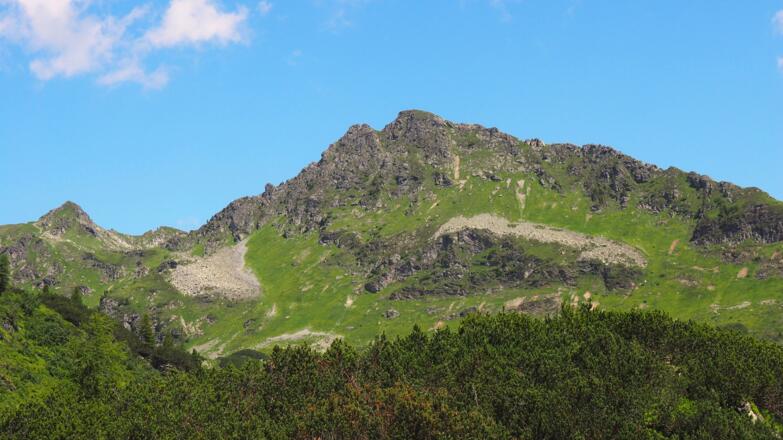 Breitseite der Wurmwand beim Anstieg