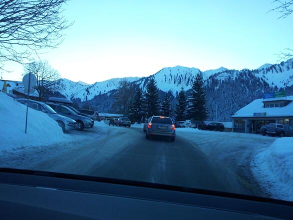 Parkplatz Schigebiet Laterns