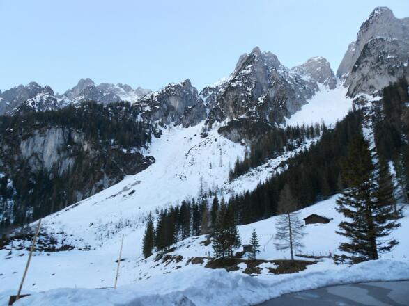 Hier am Gosauseeufer gehts los