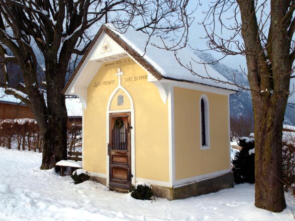 Start bei der Kapelle um 410 m