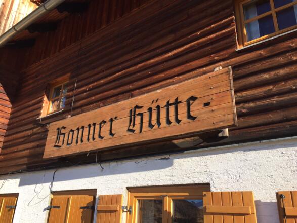 Schriftzug Bonner Hütte
