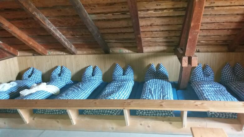 Hübsches Lager in der Schesaplanahütte.