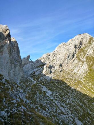 kurz vor den Kletterpassagen des Westgrates der Rumer Spitze