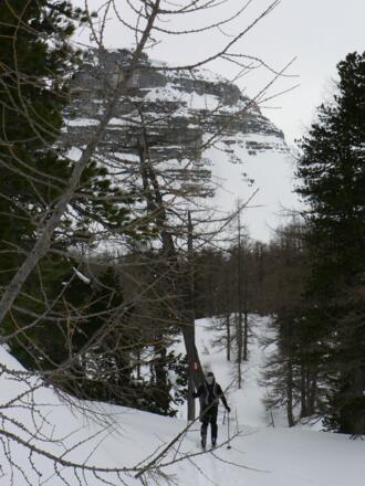 An der Nordseite des Eisernen Bergls entlang
