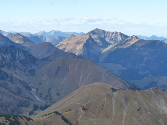 Blick auf die herrlichen Grasberge des Bächentales.