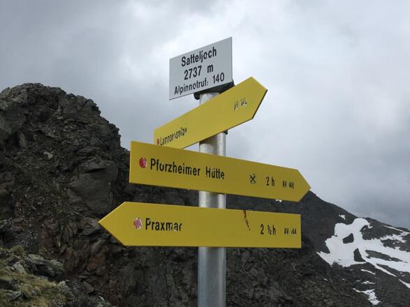 Am Satteljoch 2737m