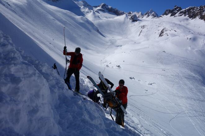 Zuletzt mit den Skiern am Rucksack ...