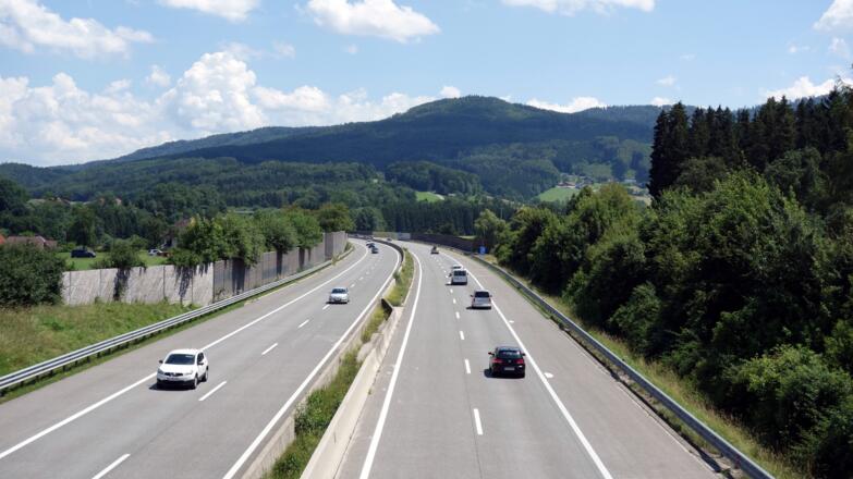 A1 Überfahrt vor Aurach/Hongar